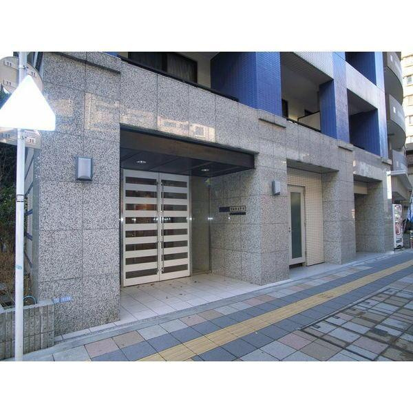 スパシエ田端のエントランス