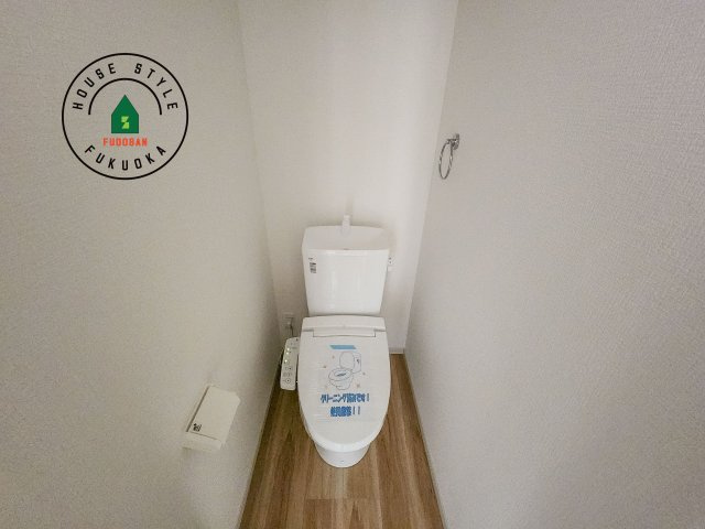 大野城市白木原4丁目第1-2棟（2号棟）　の内観：施工例|温水洗浄便座を完備しております。2ヶ所にトイレがあるのは朝の慌ただしい時間も安心です。