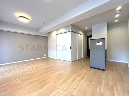 ディオレ夙川公園の居間・リビング