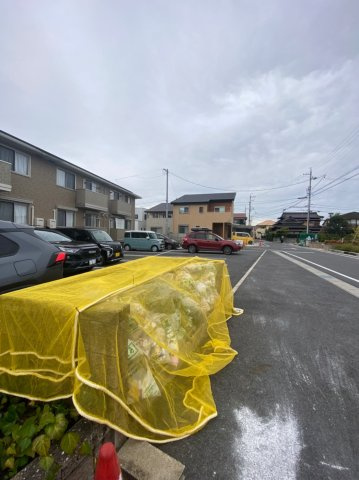 シャロンⅡの駐車場