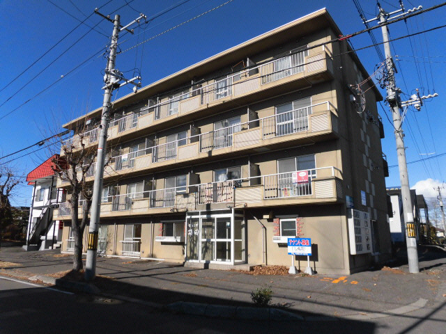 ハイグレースＡ（西23条）の外観