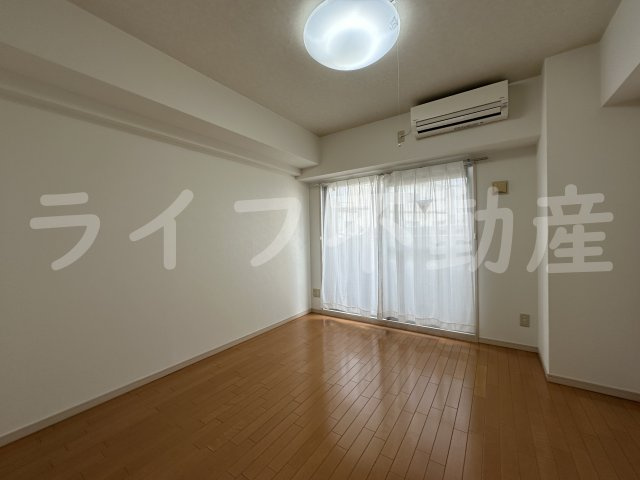 アペルトコートの居間・リビング|使いやすい居間です