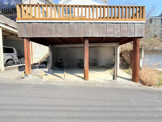 日立市南高野町中古物件の駐車場