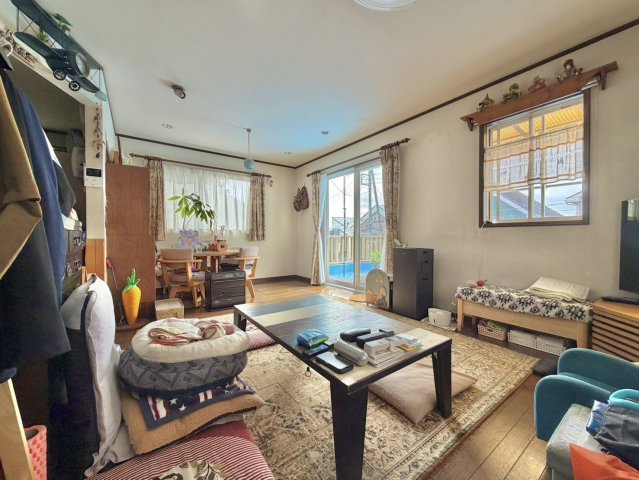 日立市南高野町中古物件の居間・リビング