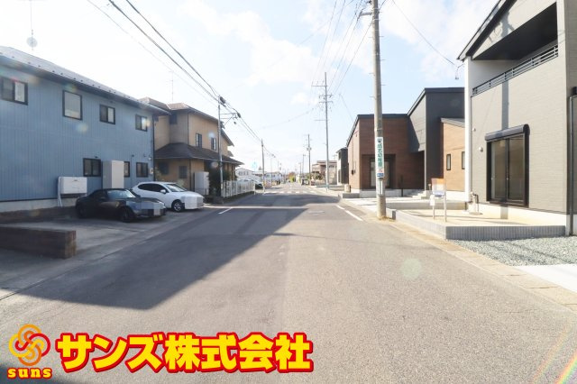 郡山市横塚5丁目　　２号棟　　　芳賀小学校、郡山第４中学区の外観|南側前面道路