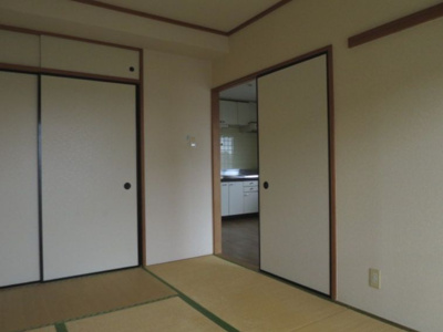 【寝室】 | メゾンデフォンティヌ