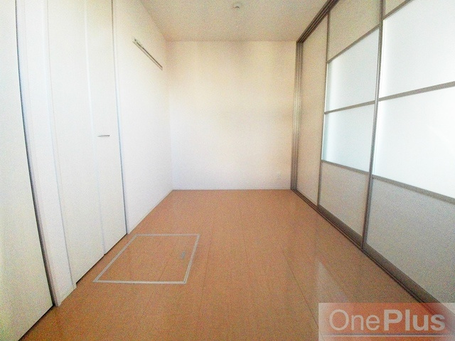 サニーレジデンスの居間・リビング