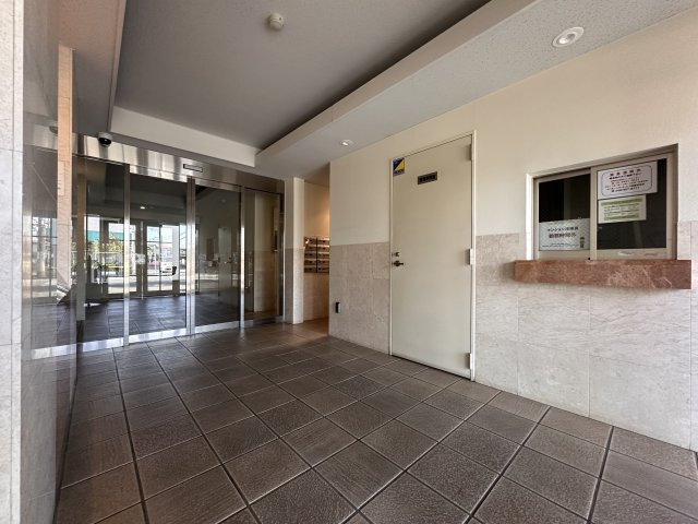 グーディッシュ谷塚のロビー