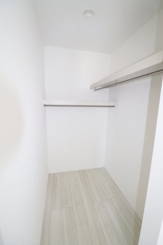 郡山市横塚5丁目　　４号棟　　　芳賀小学校、郡山第４中学区のバルコニー|※同社施工例