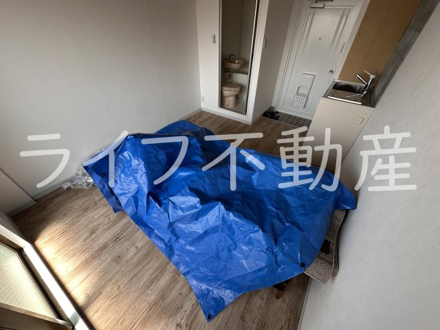 ロイヤルシード小阪の居間・リビング