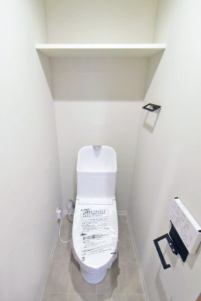 東急ドエルアルス根津のトイレ