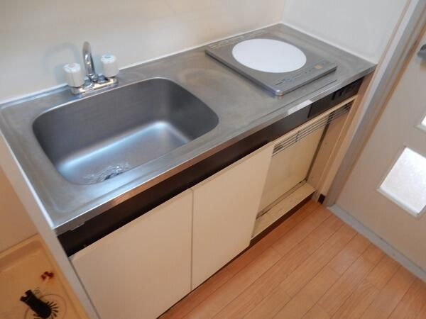 三園さえぐさマンションのキッチン