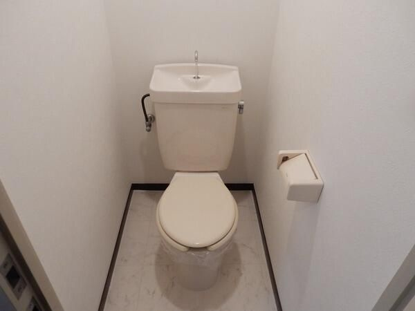 三園さえぐさマンションのトイレ