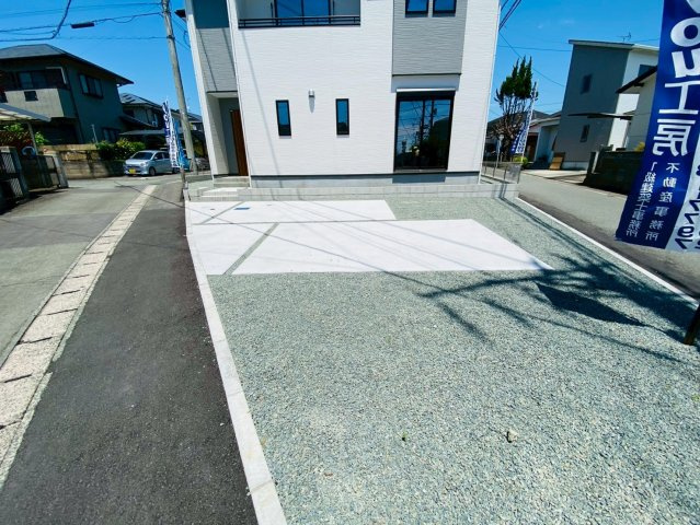 よかタウン／東区花立６丁目３期／１号棟の駐車場