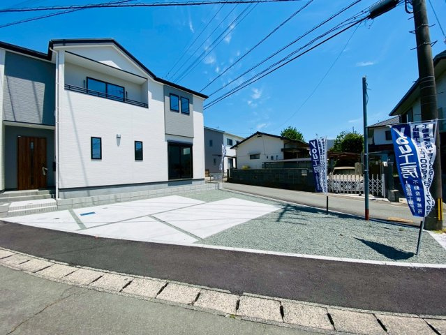 よかタウン／東区花立６丁目３期／１号棟の駐車場