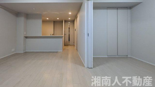 プレディア鵠沼橘ローレルコートの居間・リビング|ゆったり過ごせるリビングです