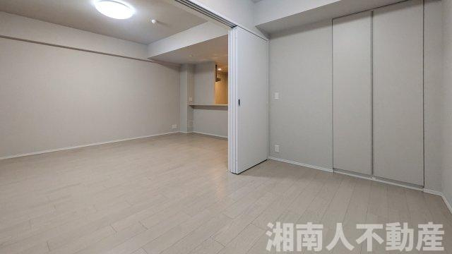 プレディア鵠沼橘ローレルコートの居間・リビング|リビングです