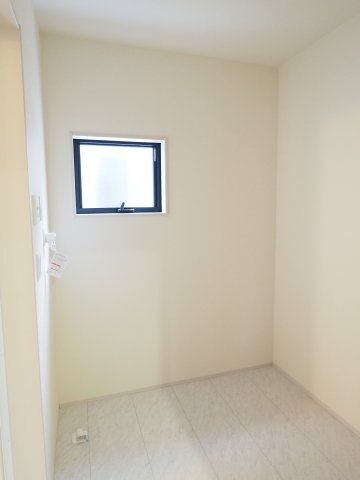 【ランドリースペース】 | Livele Garden.S　野田町谷地第３　２号棟 | ★内覧予約で新米4kg★