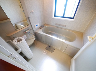 【浴室】 | 八街市八街ろ　中古戸建 | 内外リフォーム済み令和7年9月  オール電化・太陽光発電 上下水 スーパーセイミヤ徒歩約7分