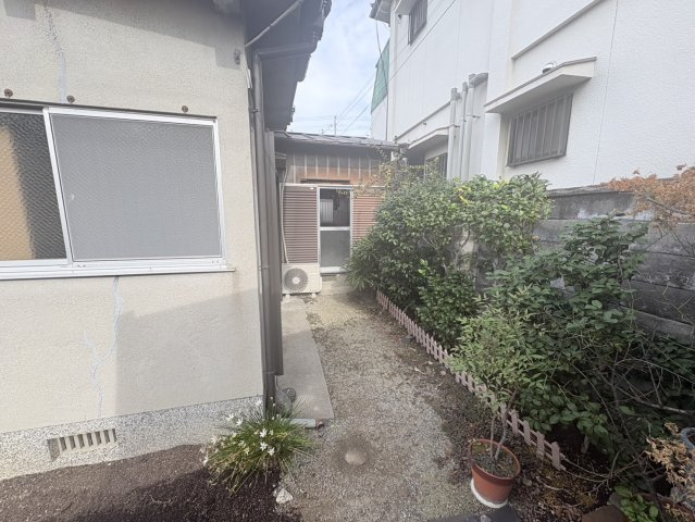 和泉市尾井町２丁目の一戸建て