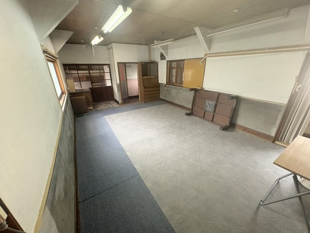 和泉市尾井町２丁目の一戸建ての内装|きれいな内装です