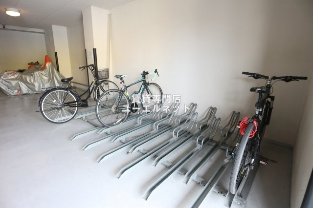 【その他共用部分】 | ベルアルモニー | 自転車通勤にも便利な駐輪場付き♪
