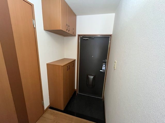 リープクレセントの玄関