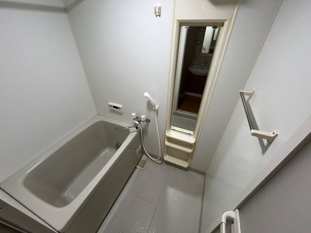 リープクレセントの浴室