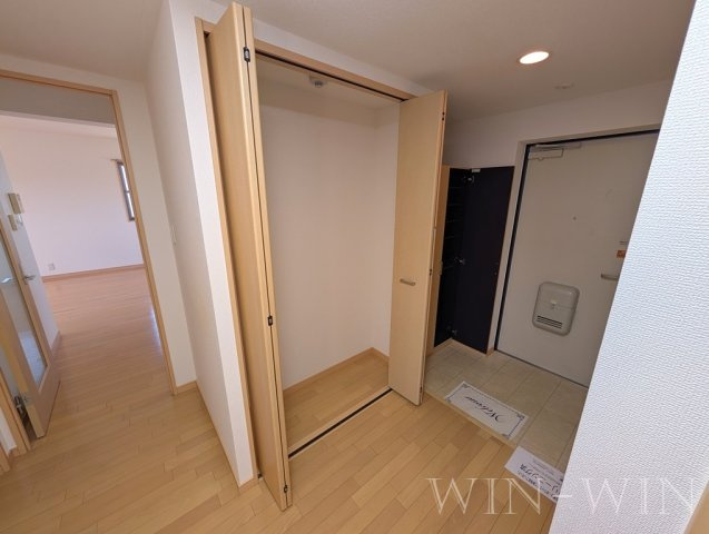 クレール 弐番館の収納