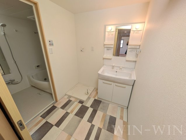 クレール 弐番館の洗面所