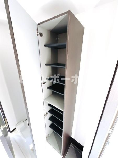 特典：仲介手数料が無料です!!の玄関|玄関です