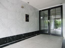 【エントランス】 | エクトⅢ | エントランス