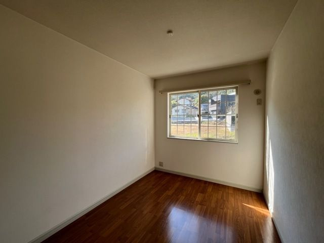 サンハイツ・ファインフェローの洋室