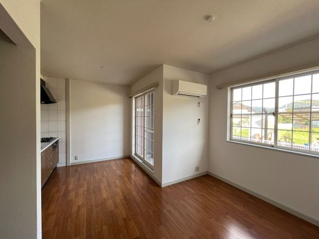 サンハイツ・ファインフェローの居間・リビング