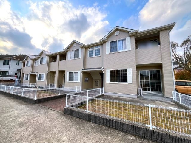 サンハイツ・ファインフェローの外観