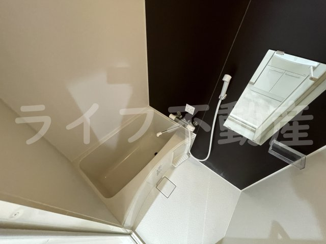 ヴェルドミール小阪の浴室|お風呂です