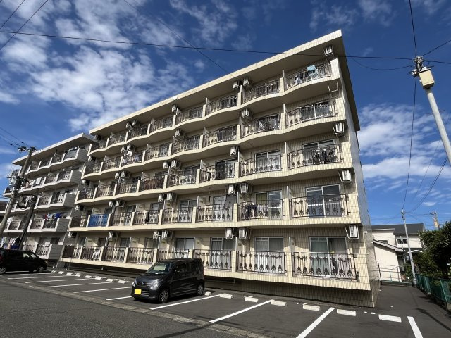 ピーチマンションの外観