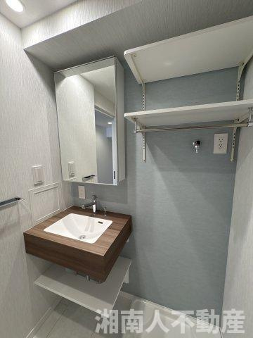 ナイスアーバン平塚総合公園のランドリースペース