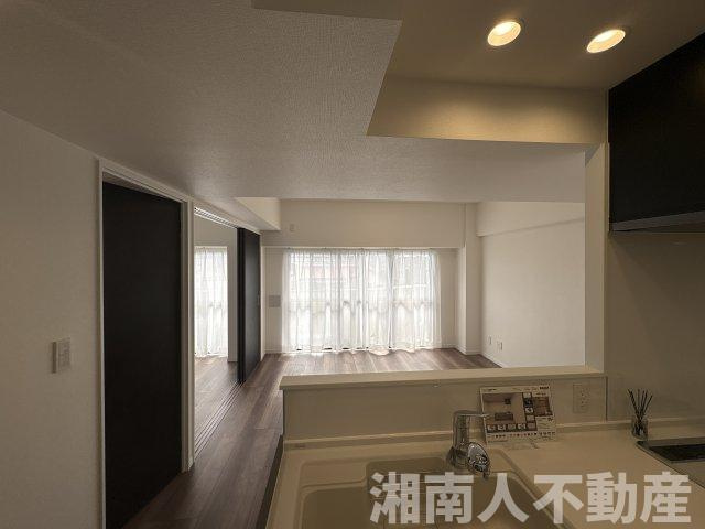 ナイスアーバン平塚総合公園の居間・リビング|使いやすい居間です