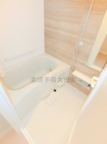 KDXレジデンス東雪谷の浴室