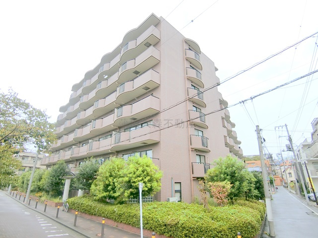 KDXレジデンス東雪谷の外観|1998年4月築　RC鉄筋コンクリート造造地上7階建て総戸数59戸の人気賃貸
東京都大田区東雪谷5丁目　東急池上線御嶽山駅徒歩14分、東急池上線石川台駅徒歩16分