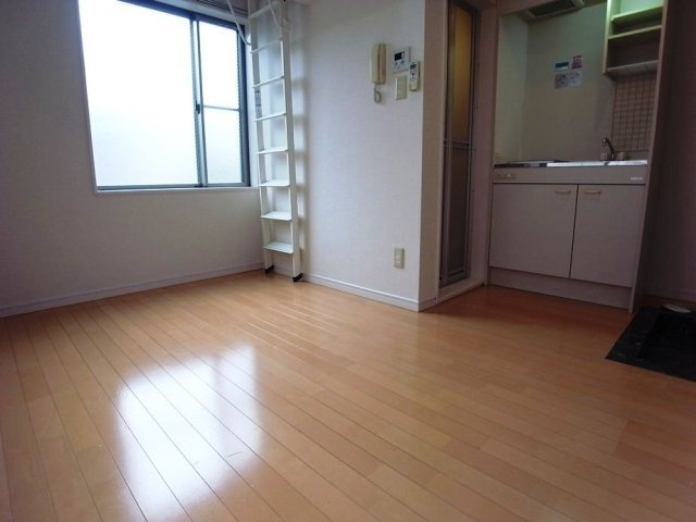 ハピネス上中里の内装