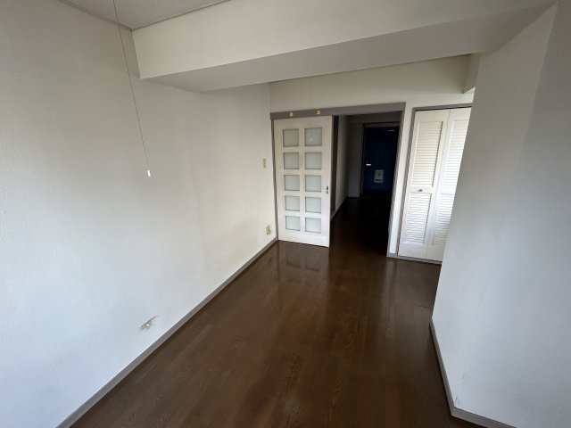 S・FLATの内装|明るい色調の室内です