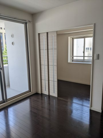 サンシティ博多の居間・リビング