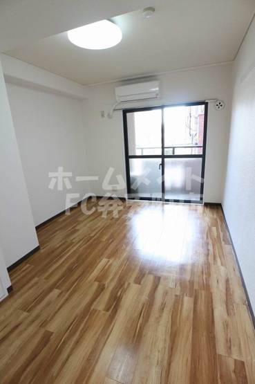 【居間・リビング】 | 使いやすいリビングです