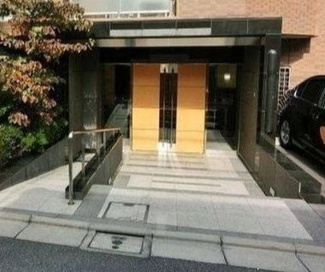 【エントランス】 | 建物の内部です
