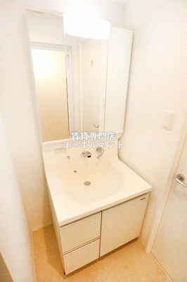 【独立洗面台】 | プロスパー江坂479 | 清潔感ある独立洗面台で毎日気持ちよく♪