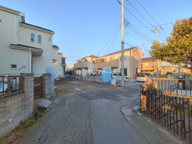 入間市小谷田1丁目・全3棟　新築一戸建　A号棟の玄関|現地写真（2025/11/19撮影）