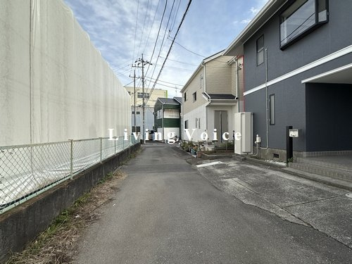 【前面道路含む現地写真】 | 【仲介手数料０円】相模原市中央区田名　中古一戸建て | 相模原市中央区田名　中古一戸建て