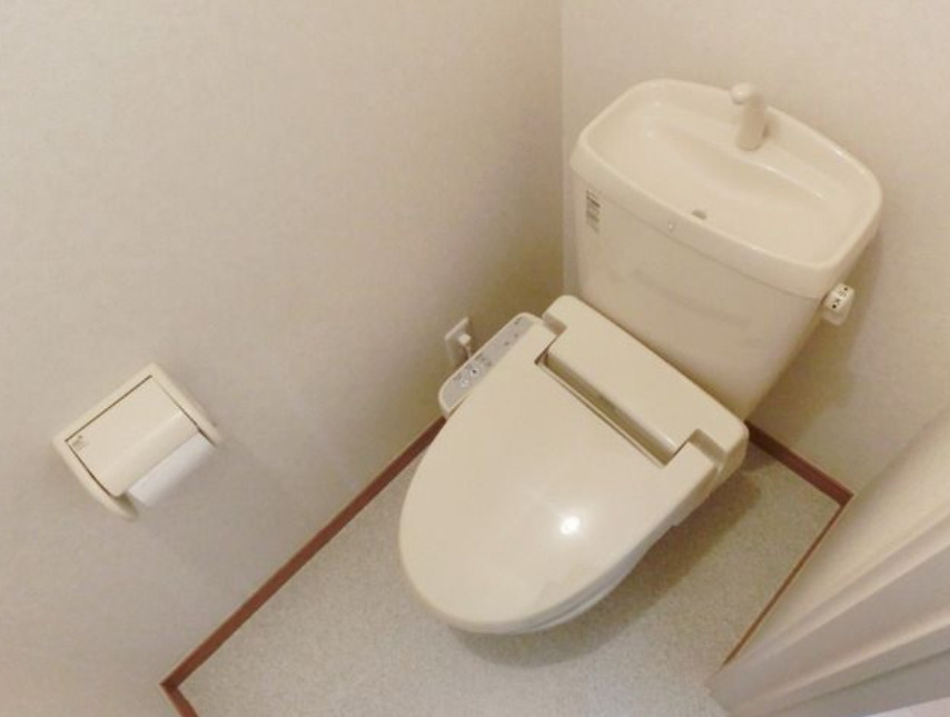 ソフィアテラス　ペット相談　楽器相談　駐車場1台無料のトイレ